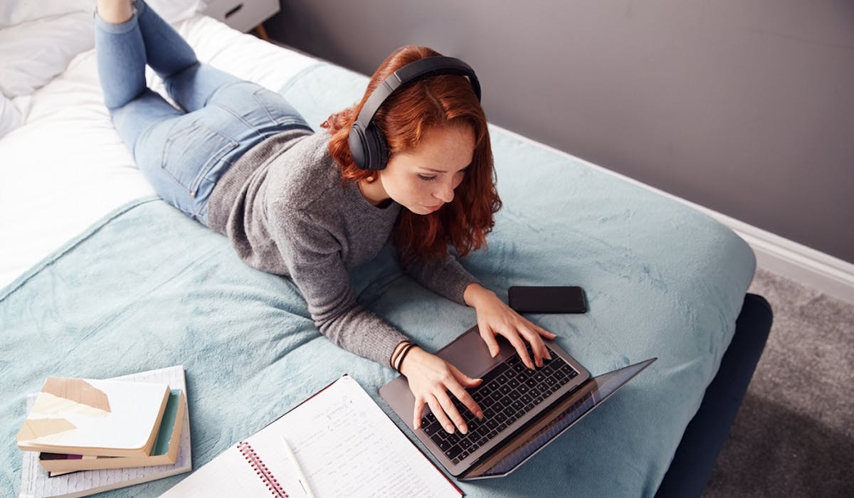 Coronavirus Quelles Aides Pour Les Etudiants Dossier