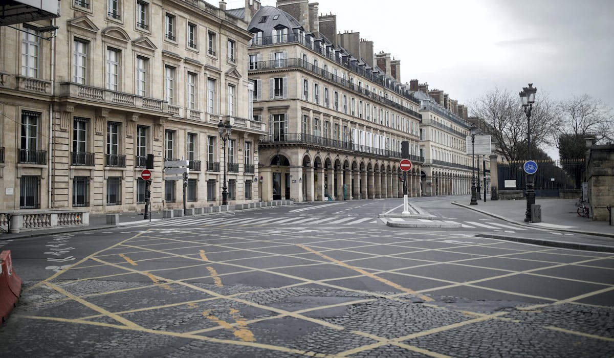 La rue de Rivoli à Paris, le 22 mars.