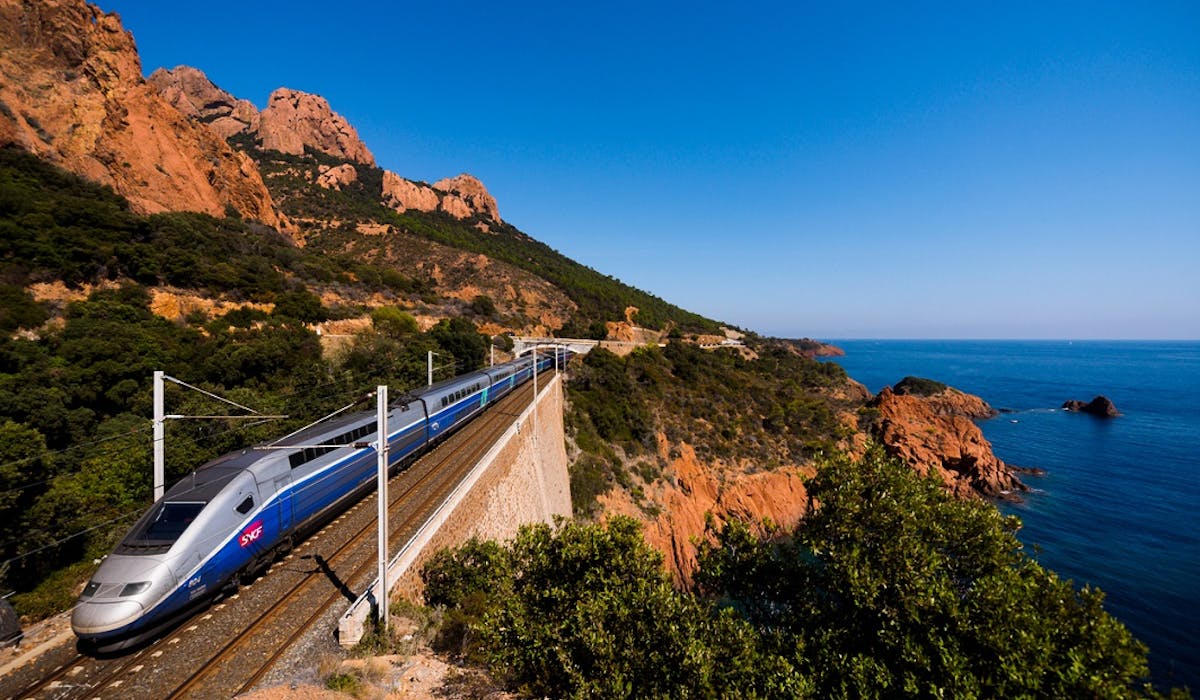 Vacances D Ete Les Reservations De Billets Tgv Et