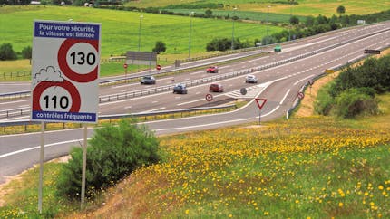 Vitesse limitée à 110 km/heure sur l’autoroute : qu’est-ce que ça changerait ?
