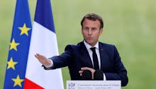 Pourquoi Emmanuel Macron refuse de taxer les dividendes ?