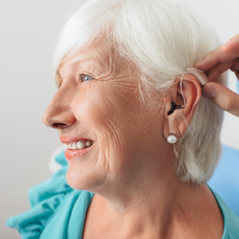 Aides auditives : retrouvez une bonne ouïe au juste prix 
