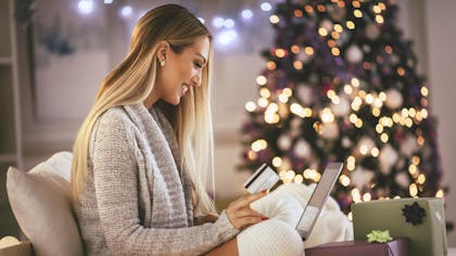La période de Noël est propice aux achats de cadeaux sur internet.