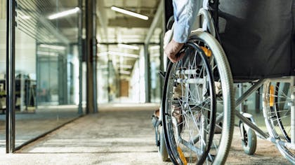 Handicap, fauteuil roulant