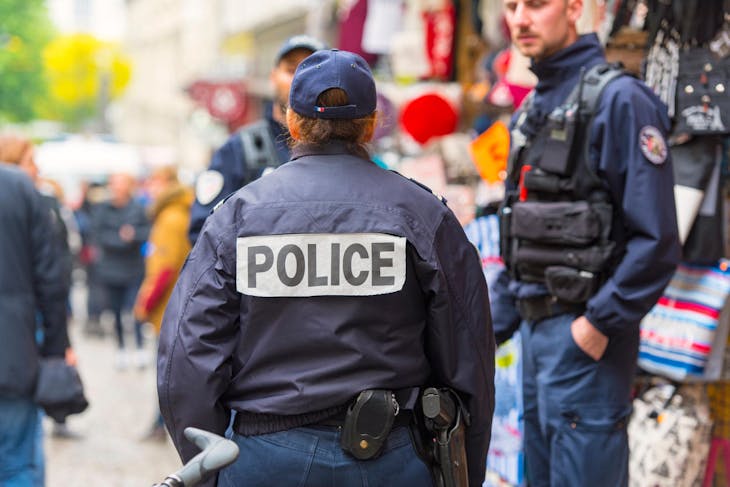 Police nationale et Gendarmerie nationale : sachez faire la différence ! SEO