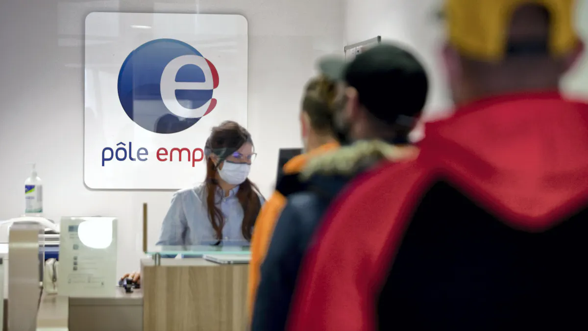 Reforme De L Assurance Chomage Plus D Un Million D Allocataires Pole Emploi Risquent D Y Perdre Dossier Familial Reforme De L Assurance Chomage Plus D Un Million D Allocataires Pole Emploi Risquent D Y Perdre Dossier Familial