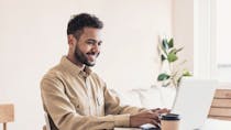 Bourse, RSA, prime d'activité, APL... Un simulateur pour évaluer les aides auxquelles les jeunes ont droit