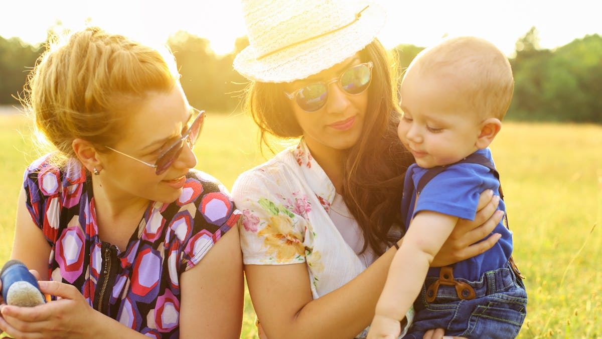 Ouverture De La Pma Aux Couples Lesbiens Et Aux Femmes Seules Ce Qui Va Changer Dossier Familial Ouverture De La Pma Aux Couples Lesbiens Et Aux Femmes Seules Ce Qui Va Changer Dossier Familial
