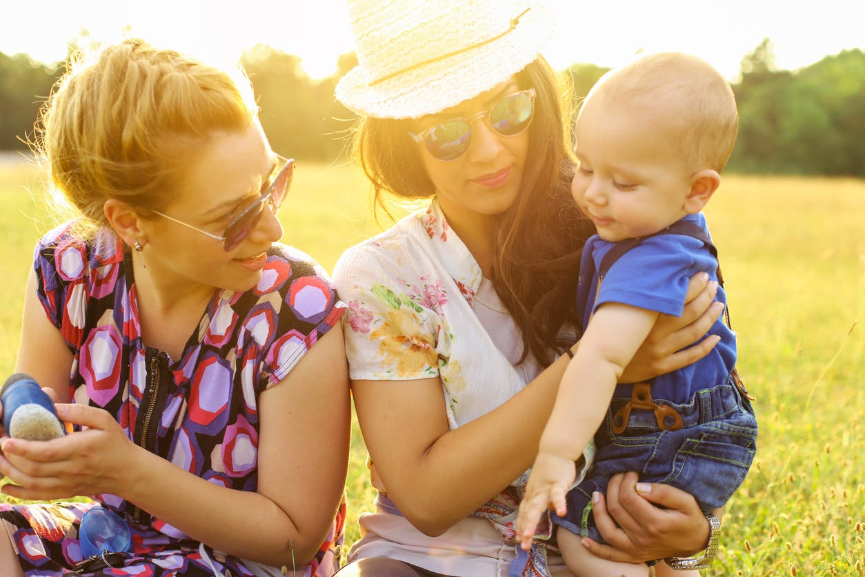 Ouverture De La Pma Aux Couples Lesbiens Et Aux Femmes Seules Ce Qui Va Changer Dossier Familial