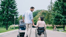 Allocation aux adultes handicapés : le gouvernement fait voter un abattement sur les revenus du conjoint