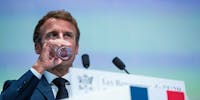 Emmanuel Macron, verre d’eau, discours, Union des entreprises de proximité