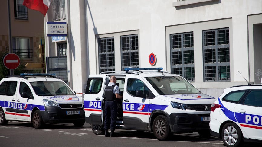 Commissariat, police, Biarritz