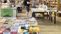 Contre Amazon, une proposition de loi interdit la livraison gratuite des livres