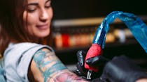 Tatouages : 25 pigments interdits à partir de janvier 2022