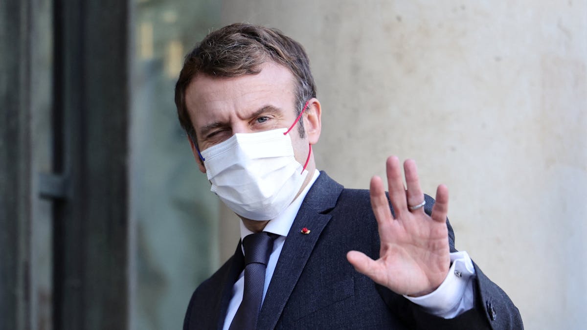Emmanuel Macron masqué, Elysée