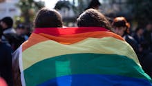 Thérapies de conversion homophobes : la proposition de loi créant un délit adoptée