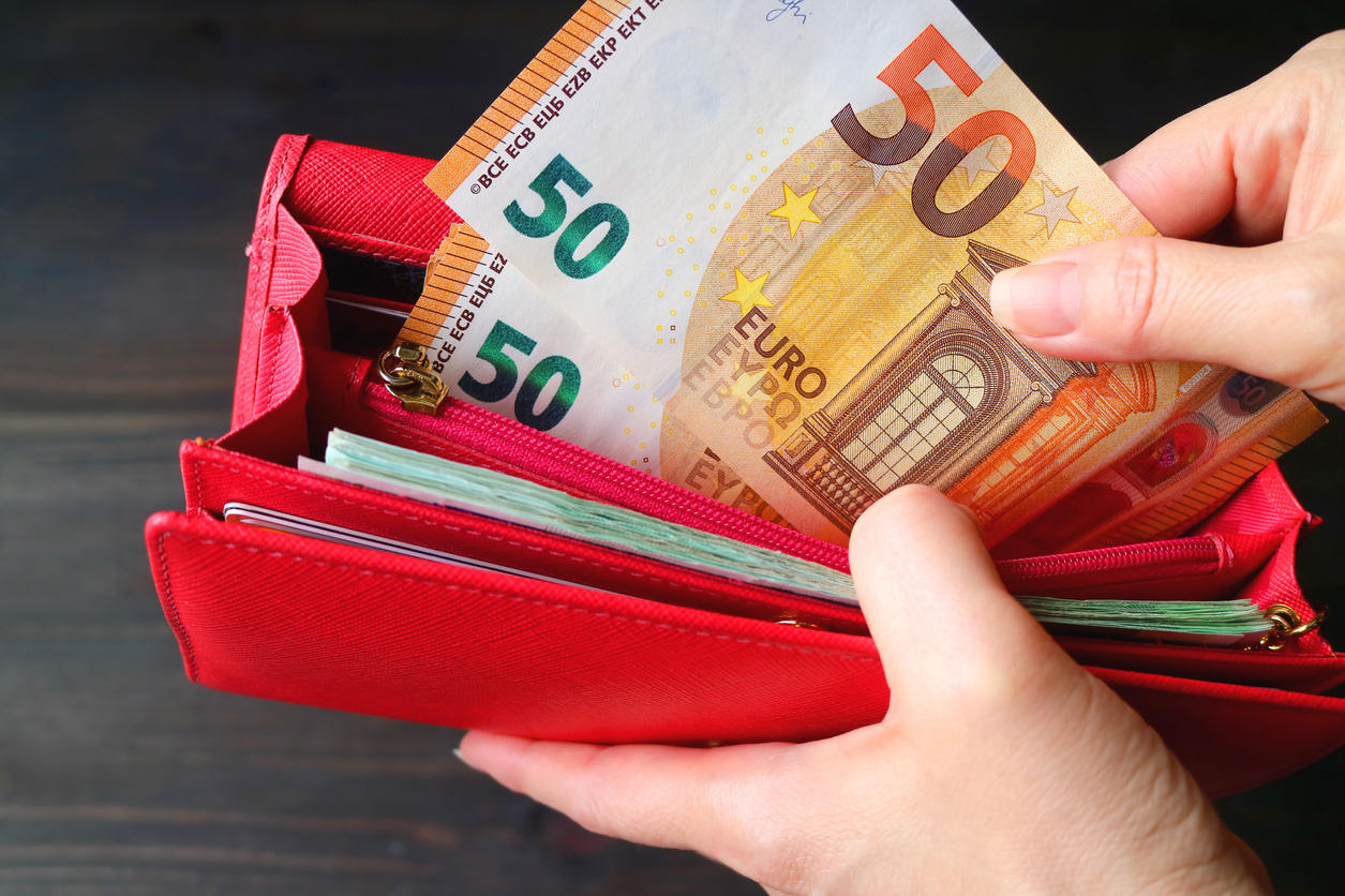 Que et combien payer en liquide ? Merci pour l’info