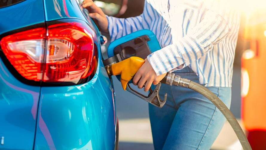 Vol d'essence ou de diesel : comment éviter de se faire siphonner le  réservoir de sa voiture ?