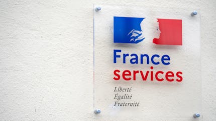 Services publics : ce que compte faire Emmanuel Macron