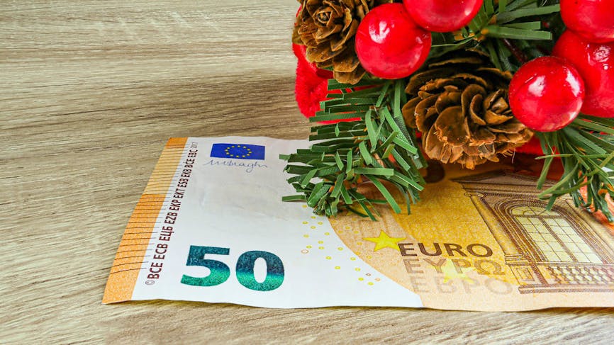 Billet de 50 €, décoration de Noël