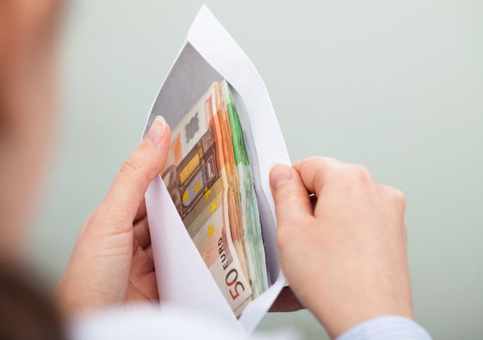 Tout ce que vous devez savoir sur la technique des enveloppes de cash!