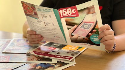 レビュー150€プロモーションマガジンセールス目論見書パブパブ