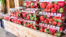 Alimentation : 29 fruits et légumes frais pourront continuer à être vendus sous emballage plastique