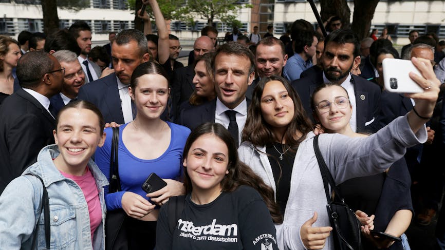Emmanuel Macron, adolescents, lycée