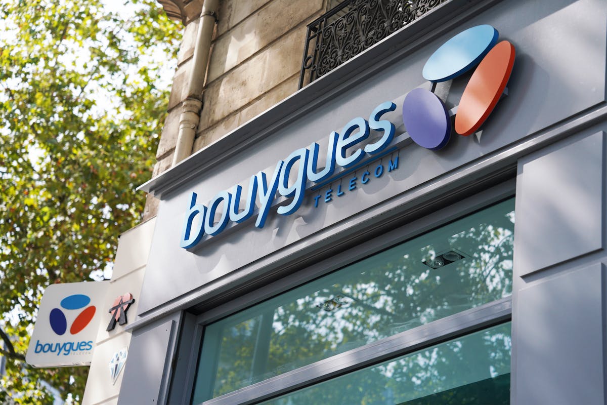 Competition Authority allows Bouygues to buy La Poste Mobile: 2.3 million customers affected