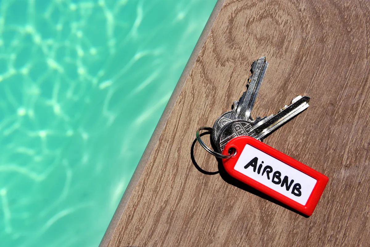 Airbnb 反対法: 宿泊施設を借りることで特定の利点を継続的に享受するにはどうすればよいですか?
