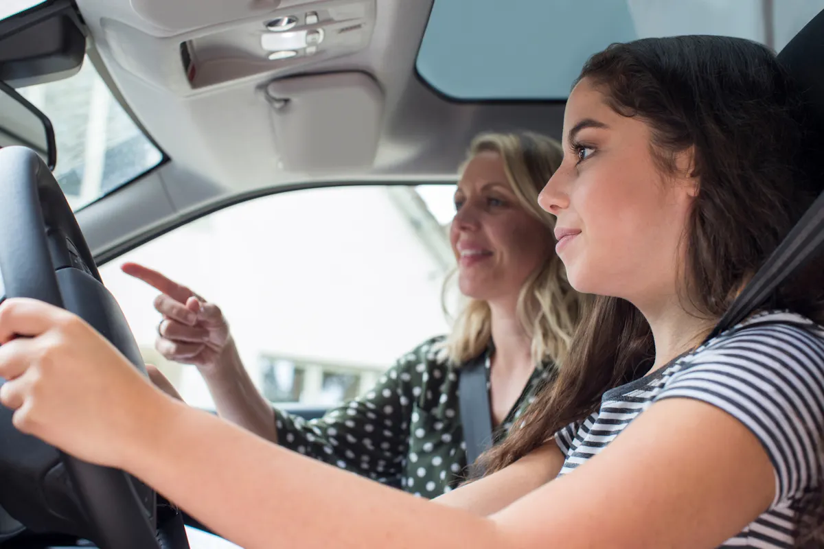 Conduite supervisée : comment choisir son assurance auto ?