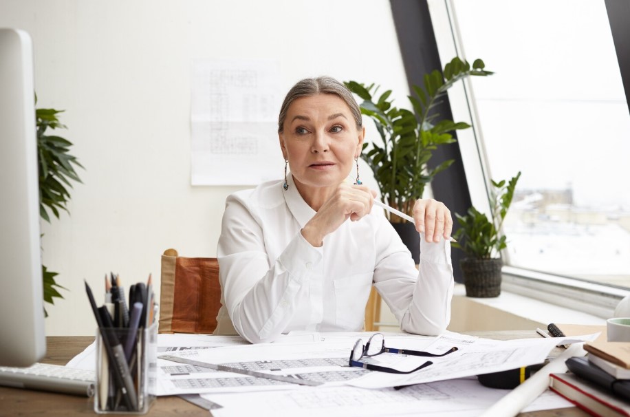 Combien peut-on emprunter à 55 ans ? Le guide complet pour bien comprendre votre capacité d'emprunt