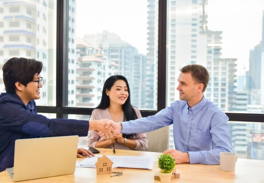 Comment négocier un bien immobilier : guide complet pour réussir sa négociation