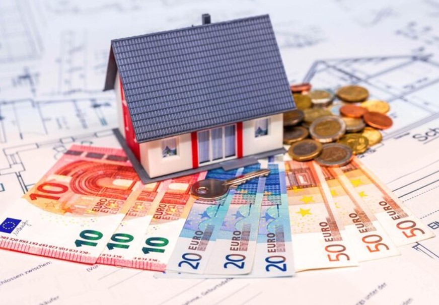 Qui paye les frais de notaire ? Guide complet pour bien comprendre et anticiper