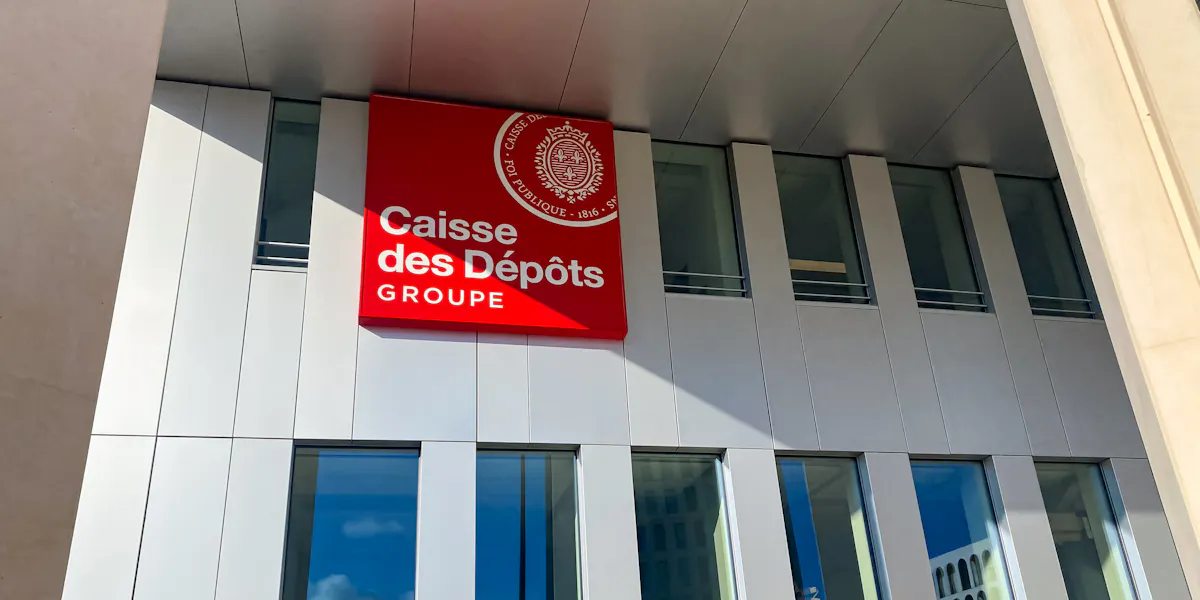 Arnaque aux « fonds en attente » : de faux conseillers se font passer pour la Caisse des dépôts et consignations