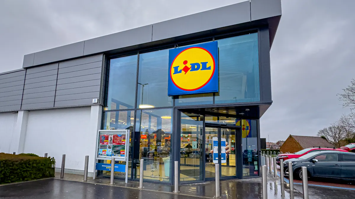 Lidl : découvrez la liste complète des nouveaux magasins qui ouvriront partout en France d’ici début 2027