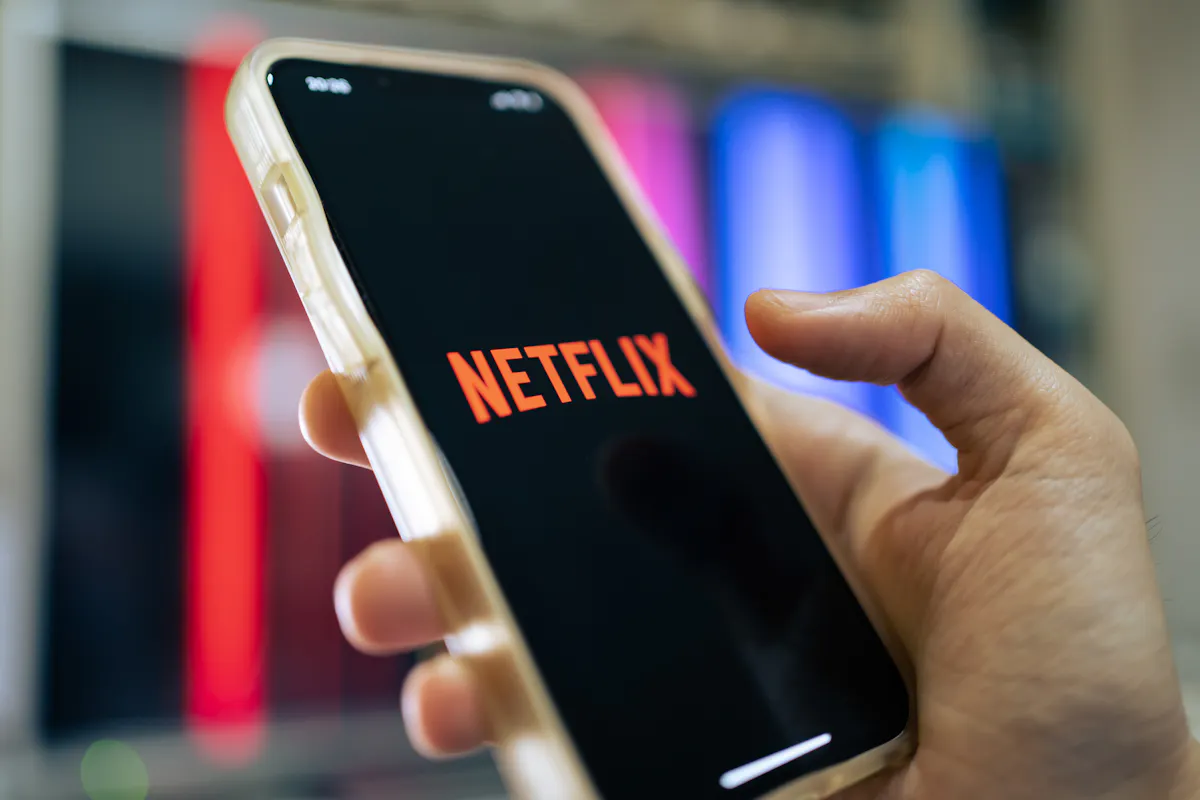 Netflix, Disney+, Prime Video... Faut-il contraindre les plateformes à autoriser le partage de compte ?
