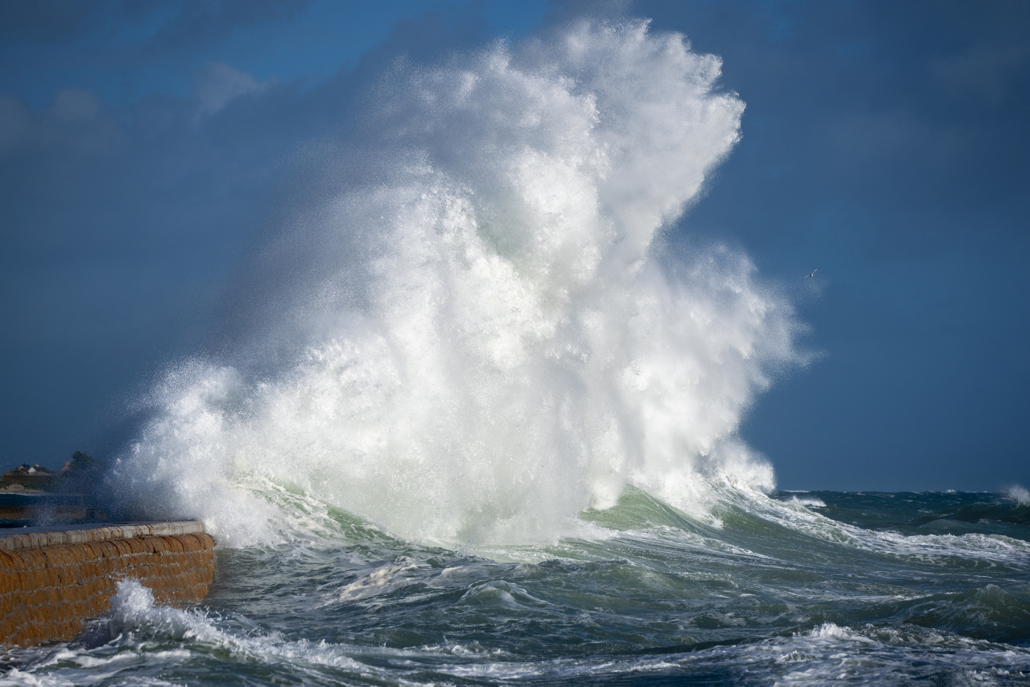 Rafales à plus de 130km/h, suppressions de trains… La tempête Austen va balayer la moitié-nord de la France dans les prochaines heures