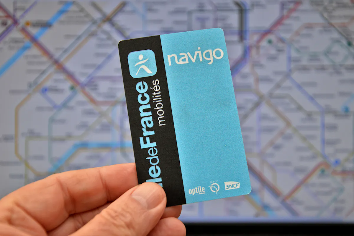 Pass Navigo : attention, une carte abîmée peut vous coûter cher !